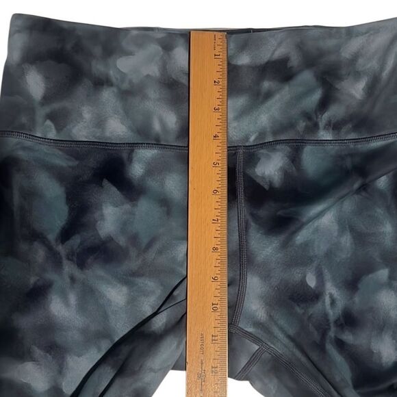 Athleta Elation Serene Riviera Blue Printed 7/8 Tight Leggings Size Large - Picture 11 of 13